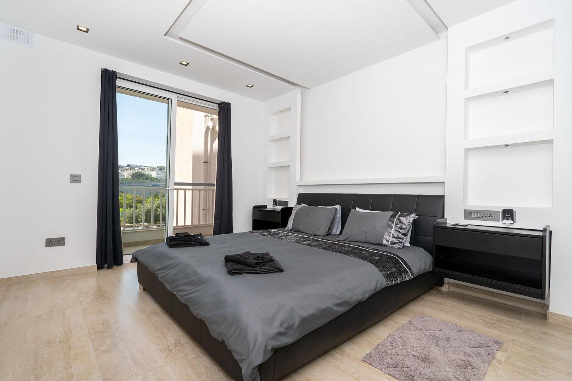 Modern 2 Bedroomed Apartment In Gzira Dış mekan fotoğraf